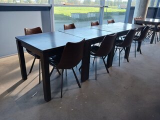 4x Restauranttafel met 8x stoel