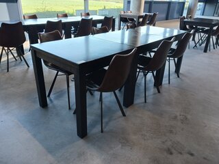 3x Restauranttafel met 6x stoel