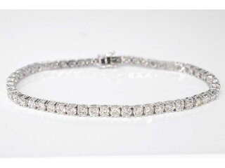Witgouden tennisarmband met 8.00 carat briljant geslepen diamanten