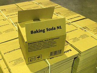 ca. 660x verzenddozen 18x15x12cm zware enkelgolf bruin