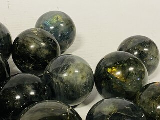 ca. 15x Labradoriet bollen