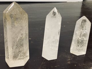 3x Bergkristal geslepen punten