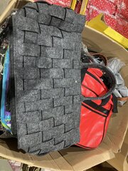 Ca. 43x Tas