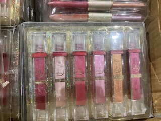 Ca. 90x Lipgloss set