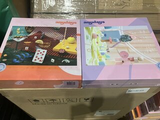 Ca. 56x Puzzel, 1000 stukjes Anydays