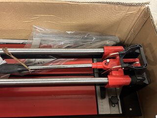 Professionele tegelsnijder 70 cm Romway