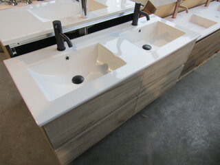 Badmeubel Xenz, Collectie Young, eiken