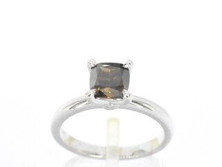 Witgouden solitair ring met diamant