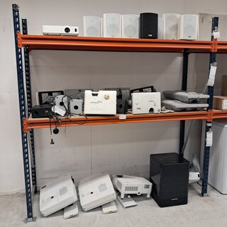 Partij audio en beamers Hitachi, NEC, NP-UM301W / CP-X2541WN / CP-X303