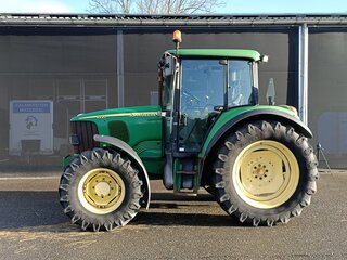 Tractor John Deere, 6220 | 4879h., bouwjaar 2012