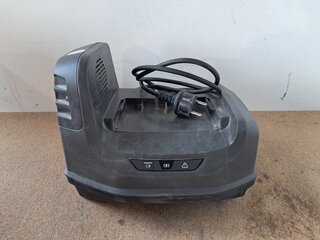 Accupakket 94V 4Ah incl. 2x batterij 1x oplader Husqvarna, Pace Batter