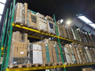 Ca. 33x Pallet Televisie's Samsung, LG, Philips, Hisense, Toshiba, Nok