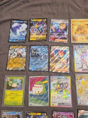 Pokémon kaarten verzameling met zeldzame hits en gesealde promo kaarte