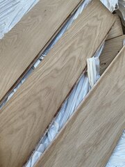 Ca. 10 m2 Eikenhouten hongaarse punt vloer 16 mm dik  , 6 m2 links, 4,