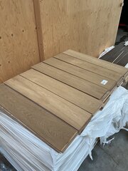 Ca. 56 m2 Eikenhouten vissengraat vloer 15 mm dik