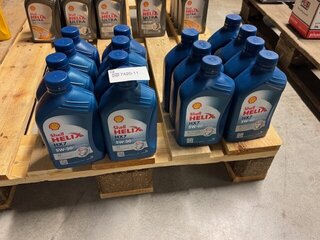 Ca. 15x motorolie 1 liter Shell, Helix