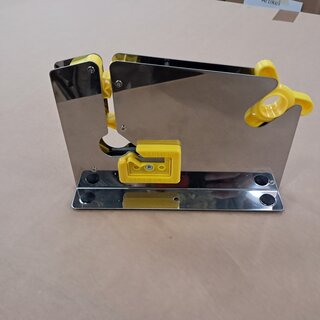 Ca. 30x RVS zakkensluiter met mes