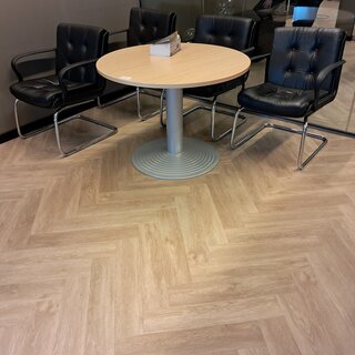 Tafel met 4x stoel