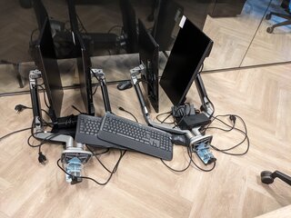 4x Monitor op2x steun AOC, 238LM