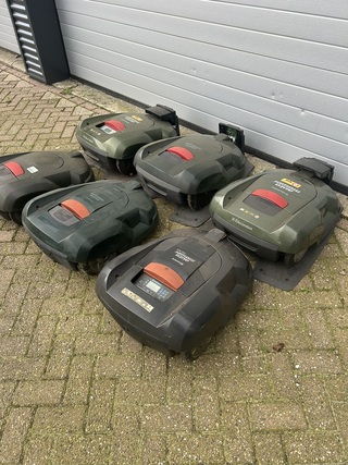 6x Automower   Husqvarna, 230 ACX, 220 AC, 220