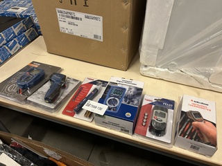 6x Meetapparatuur w.o. multimeter, spanningstester TURBO, Solo Stove