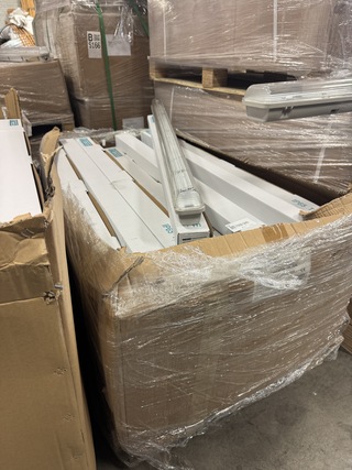 ca. 85x Led armatuur IP65 T5 fixture 1x28W Teco Professional