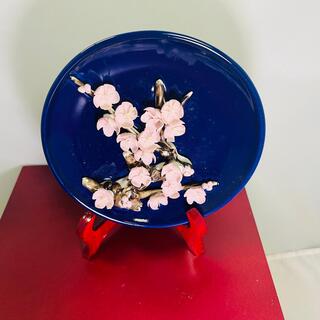 Antiek Japans sierbord kunstwerk inclusief houten stand