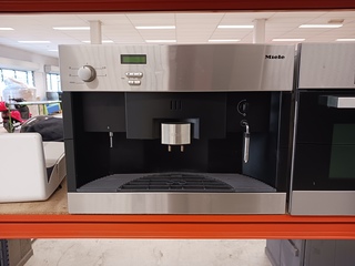 Inbouw koffiemachine en combi oven Miele