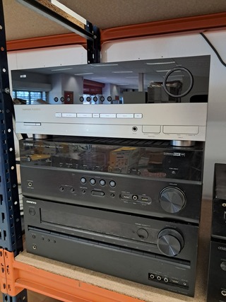 Partij audioapparatuur O.a. Yamaha, Onkyo en Harman Kardon