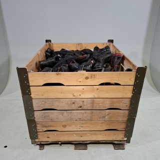 Partij diverse schoenen