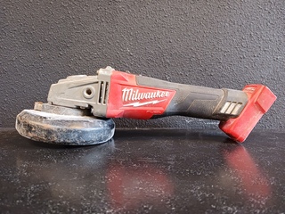 Accu haakse slijper Milwaukee, M18 CAG125X , bouwjaar 2020