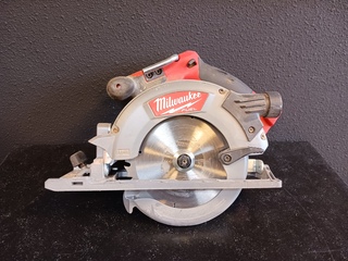 Accu cirkelzaag Milwaukee, M18 CCS55 Brushless, bouwjaar 2022