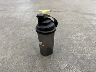 Ca. 216x Shake beker Buchsteiner, Zwart Staal, 700ml