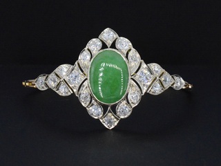 Gouden armband met diamanten en jade