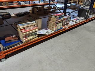 Partij naslagwerken, documentatie
