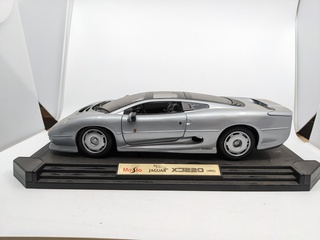 Schaalmodel Jaguar, XJ220, grijs