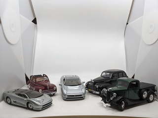 5x Schaalmodel o.a. Peugeot, Jaguar, Ford