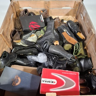 Ca. 77x Paar schoenen