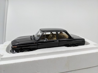 2x Schaalmodel BMW, diverse modellen