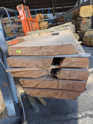 1,6 m3 Kersenhout boomstam delen