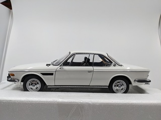 2x Schaalmodel BMW, diverse modellen