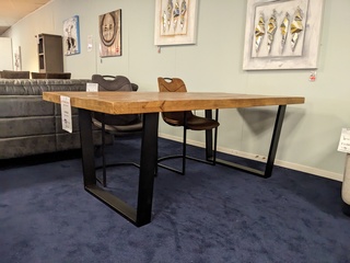 Eetkamertafel Nijwie, Bruin