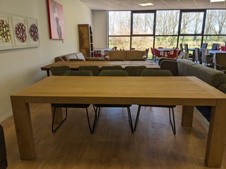 Eetkamertafel Licht eiken