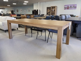 Eetkamertafel Blank eiken
