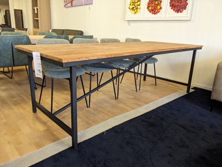 Eetkamertafel Teak