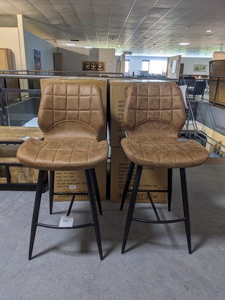 2x  Barkruk RV Design, Borgo – Bryan, Cognac