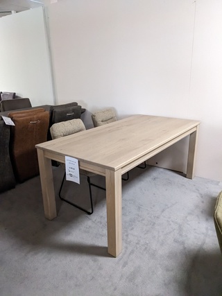 Eetkamertafel Licht