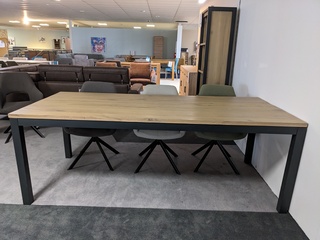Eetkamertafel Blank