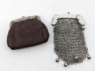 2x Zilveren beursjes  bouwjaar circa 1900