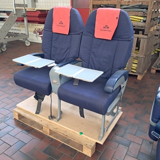KLM passagiers seat, 2-zits, B/E Earospace, RH double-IAT